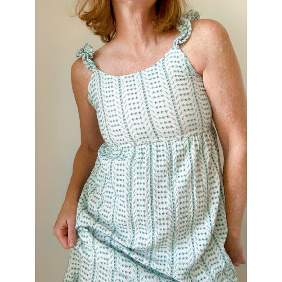 Women's Boho Eyelet Maxi Dress White/Green Ruffle bottom Sundress Bohemian Sz Sm - Picture 1 of 11